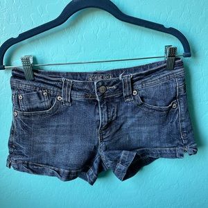 🖤 Juniors Jean shorts - medium
